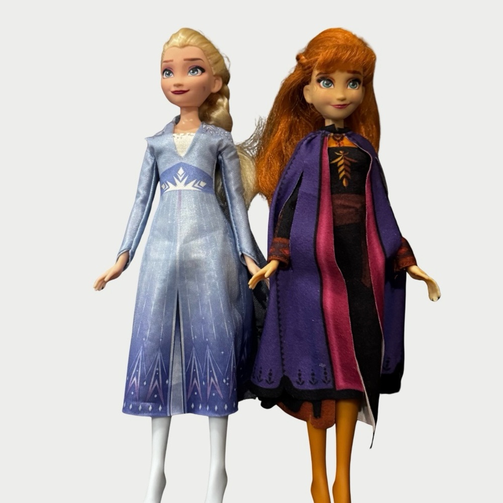 Disney Frozen Elsa & Anna Dolls